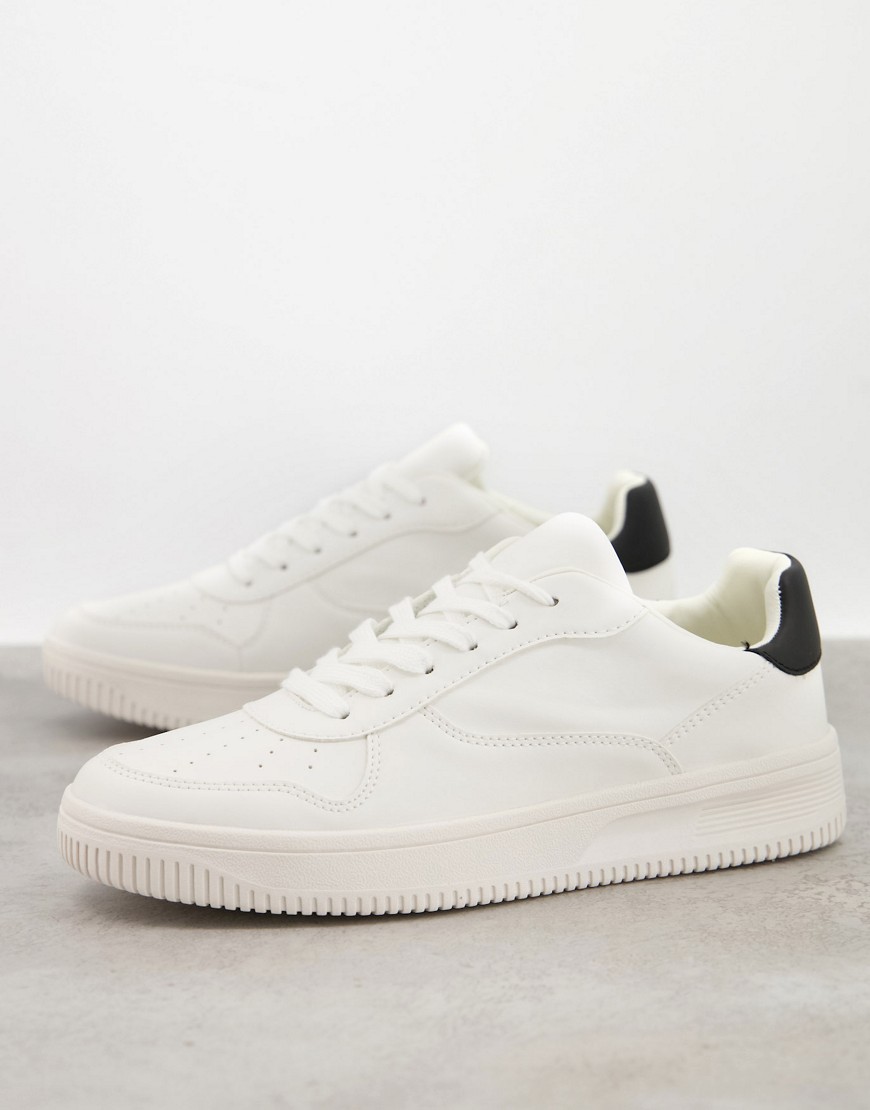 New Look Sneakers In White