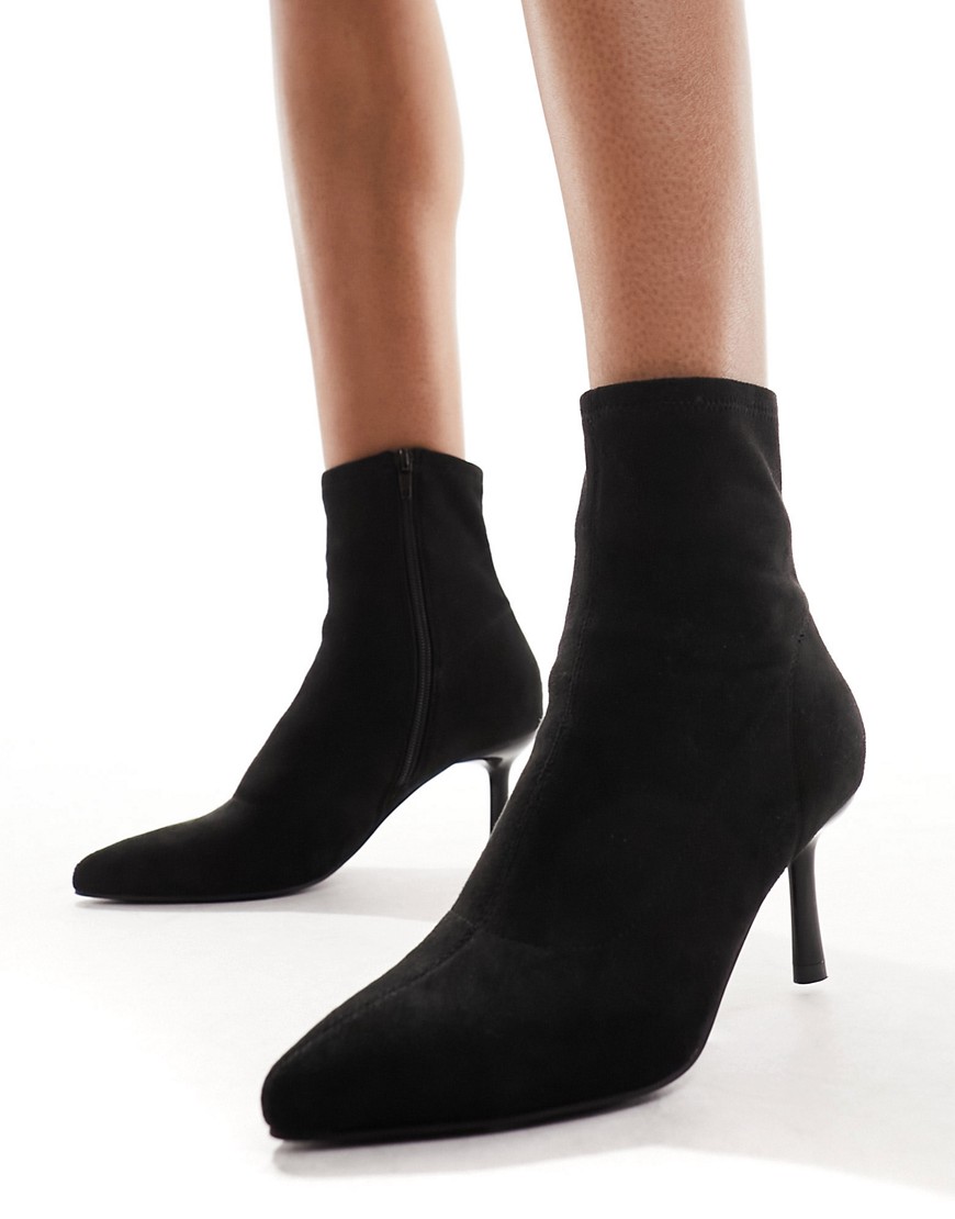 New Look sock point boot in black