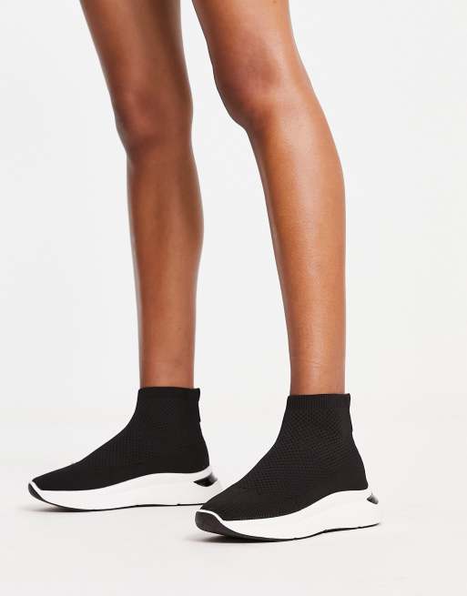 New Look Sock Sneaker in Schwarz mit dicker Sohle ASOS