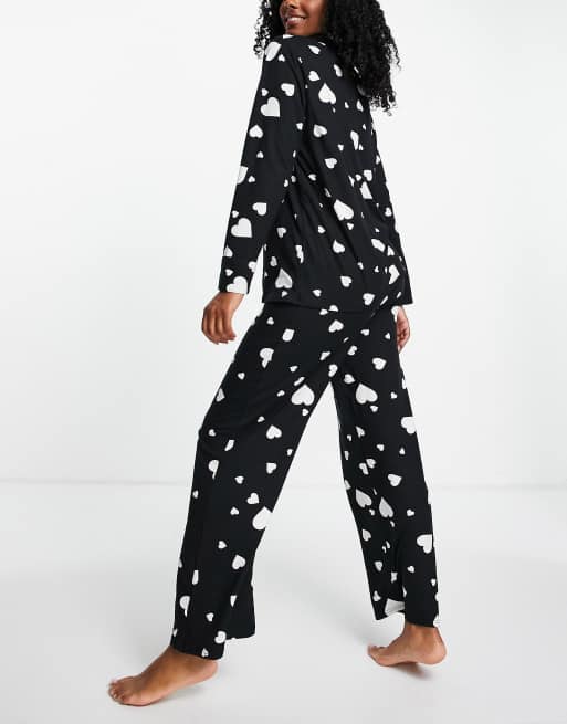 New Look soft touch heart revere PJ set in black, 2 of 4