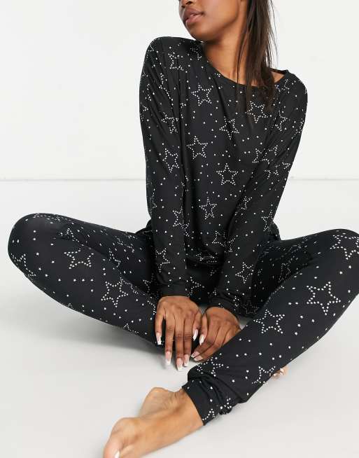 Soft feel online pyjamas