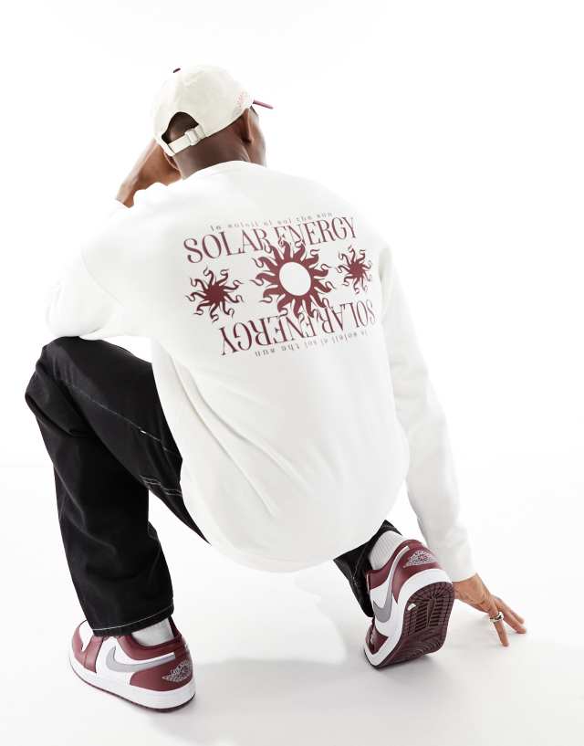 New Look - solar energy print sweatshirt in white