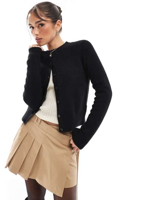 New Look - Sort cardigan med knapper og rund hals