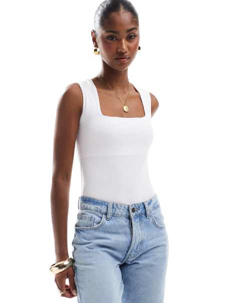 New Look square neck bodysuit in white - view 1