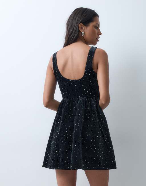 New Look square neck velvet hotfix mini dress in black, 4 of 4