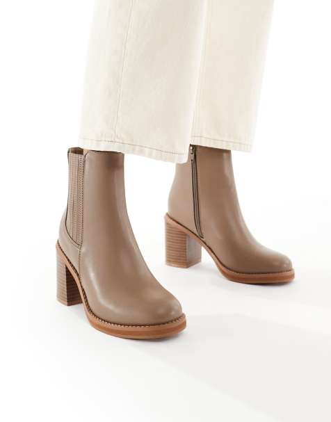 New Look stack heeled chelsea boot in light brown - view 1