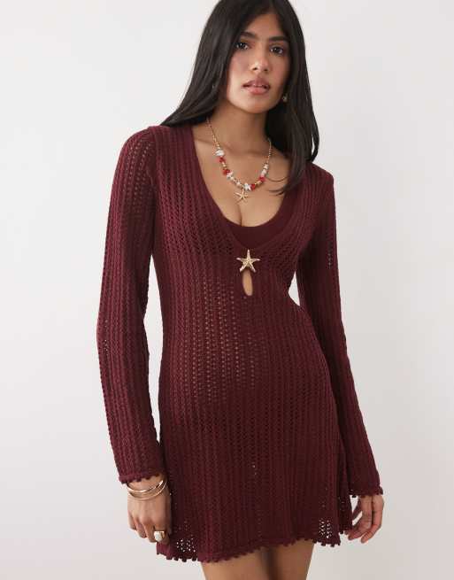 New Look star trim crochet beach kaftan in burgundy, 2 of 4