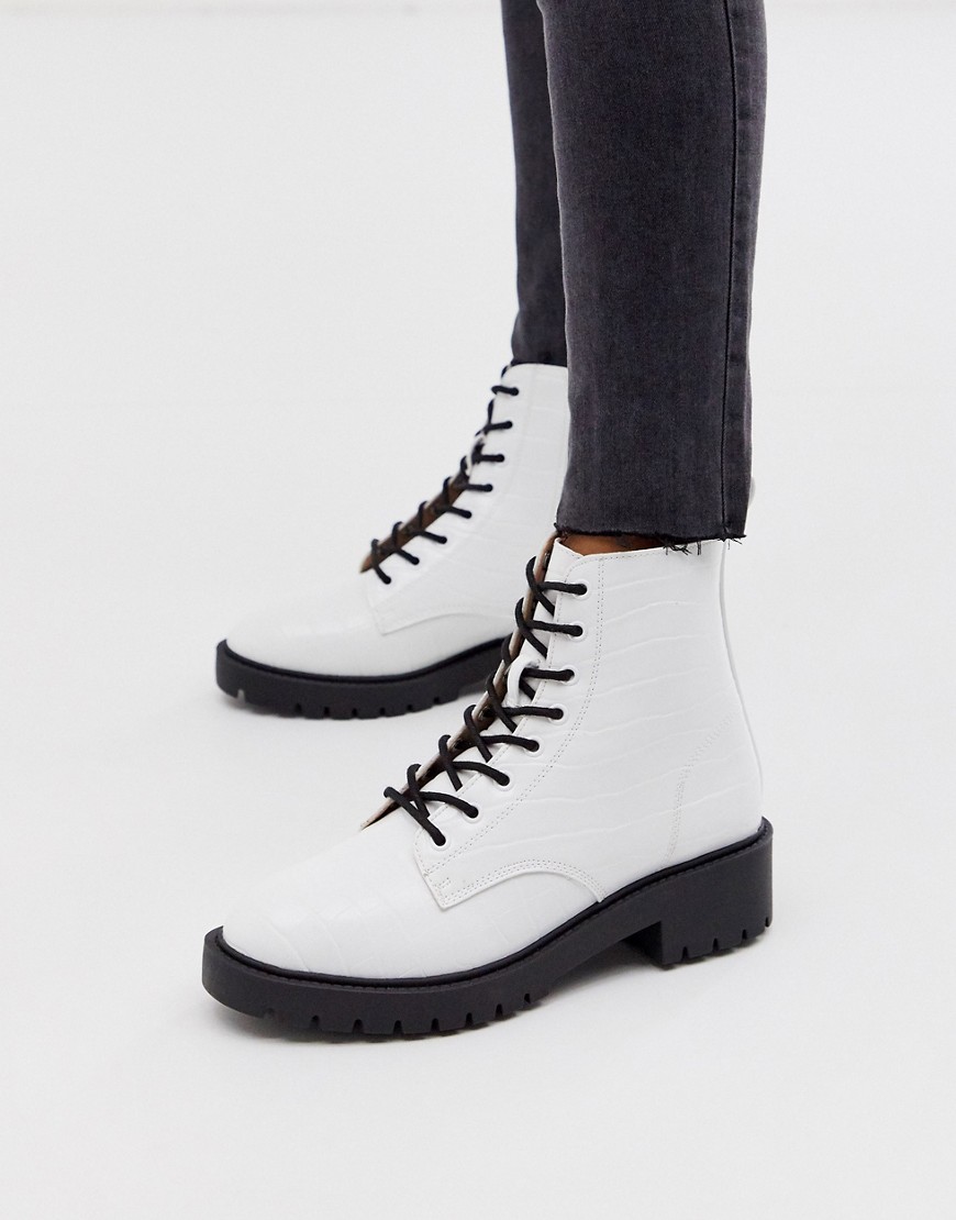 New Look - Stivali flatform bianco coccodrillato con suola spessa