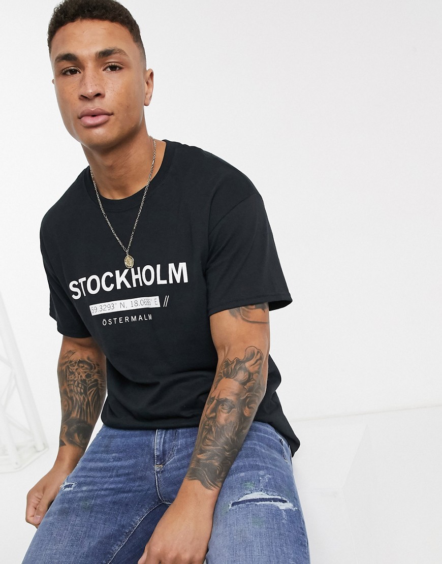 New Look – Stockholm – Svart t-shirt med tryck