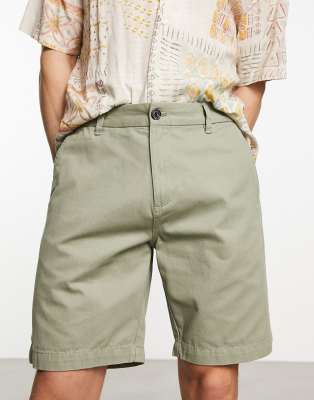 New Look Straight Carpenter Shorts In Khaki-green