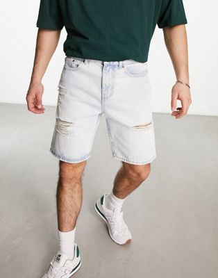 straight fit denim shorts with raw hem in light blue