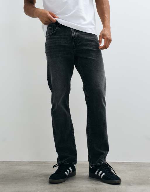 New Look straight-fit jeans in gewassen zwart, 2 van 5