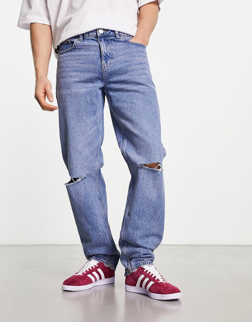 New Look straight fit with knee rips jeans in 90s mid wash blue