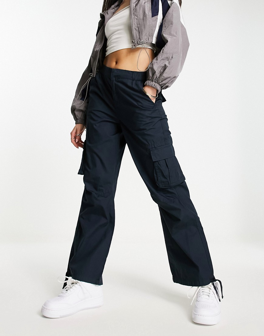 New Look straight leg parachute trousers in navy