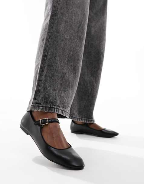 New Look strap ballerina flat shoes in black - view 1