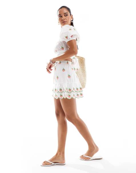 New Look strawberry embroidered mini skirt in white (part of a set) - view 1