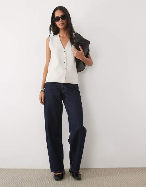 New Look strikket vest med knaplukning i creme, 2 af 4