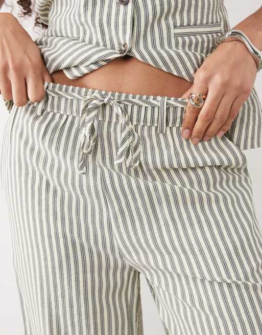 New Look stripe wide leg pants in cream (part of a set), 4 of 5