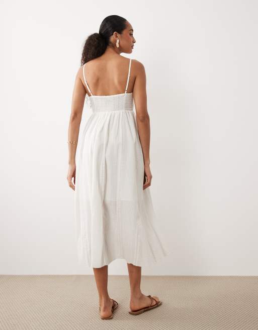 New Look – Strukturiertes Seersucker-Midikleid in Weiß mit V-förmiger Taille, 4 von 4