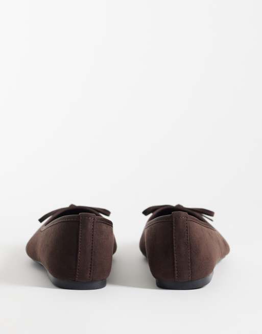 New Look suedette ballet flat in chocolate brown, 4 of 5
