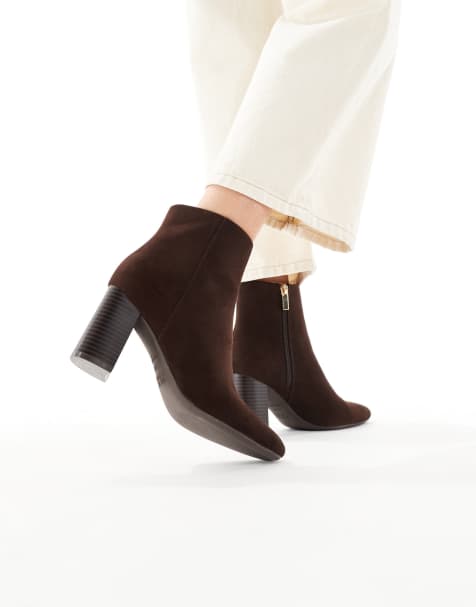 New Look suedette block heeled boot in brown - view 1