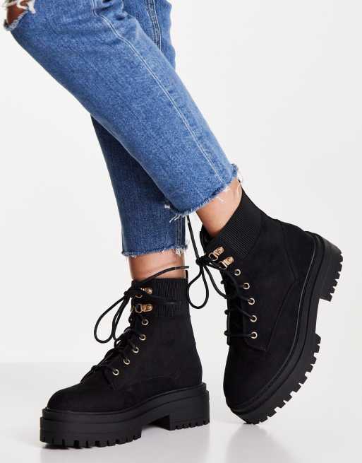 New look chunky flatform lace up flat store boot in black