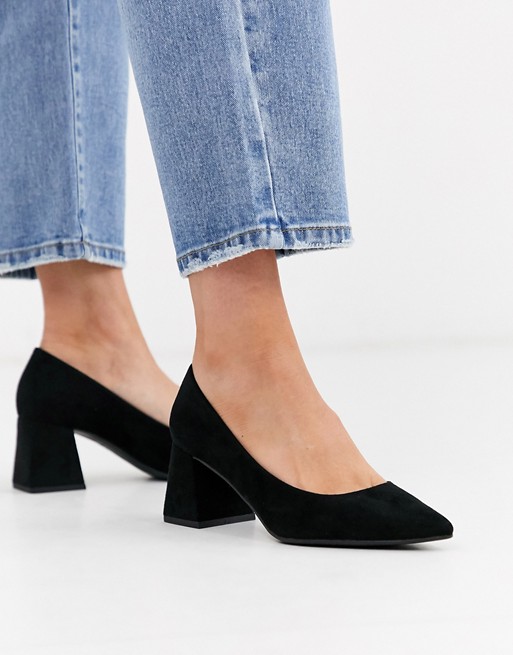 New Look suedette low block heeled shoes in black