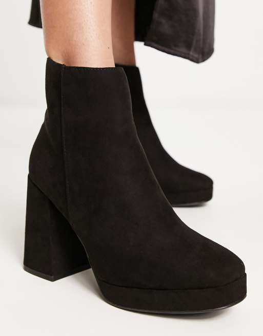 New Look suedette platform heeled boots with square toe in black, 3 of 4