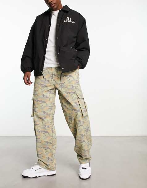 New Look summit panelled cargo trouser in camo - view 1
