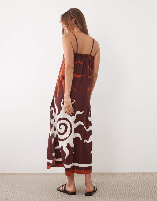 New Look sun print bandeau maxi dress in brown pattern, 4 of 4