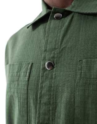New Look - Surchemise en tissu ripstop - Vert foncé - view 1