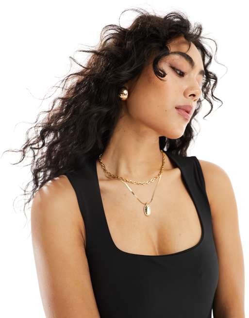New Look – Svart åtsmitande body med fyrkantig ringning , 2 av 4