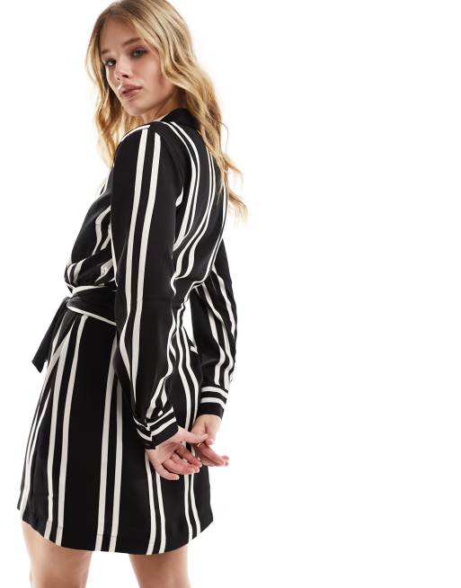 New Look – Svart och vit, randig skjortklänning i midilängd, 3 av 4