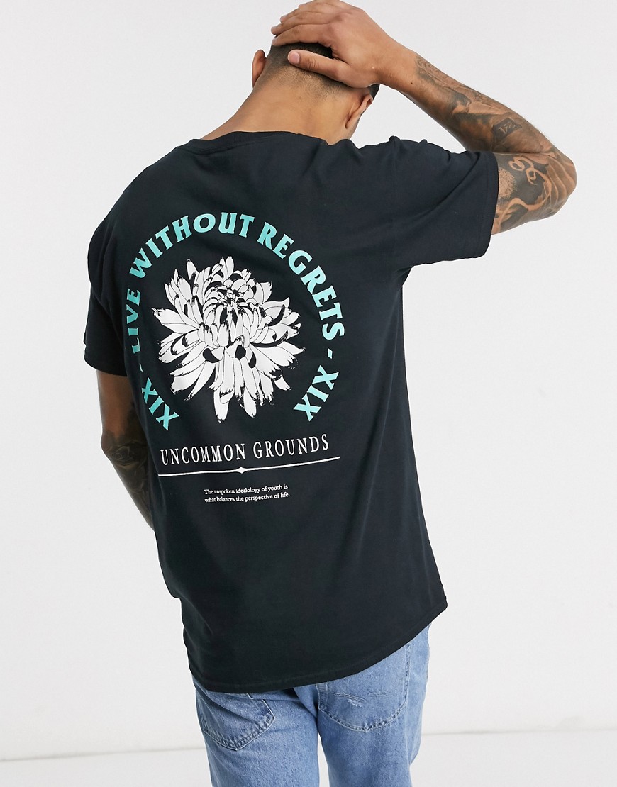 New Look - Svart t-shirt med motivet No Regrets fram- och baktill