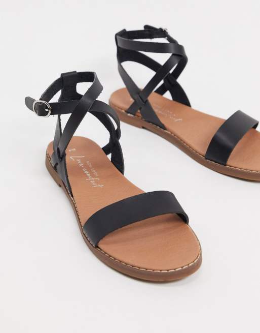 New Look – Svarta platta sandaler med remmar, 2 av 4