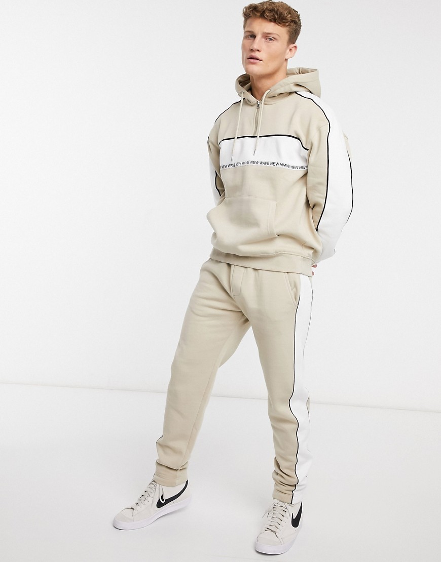New Look sweatpants with piping in stone-Neutral