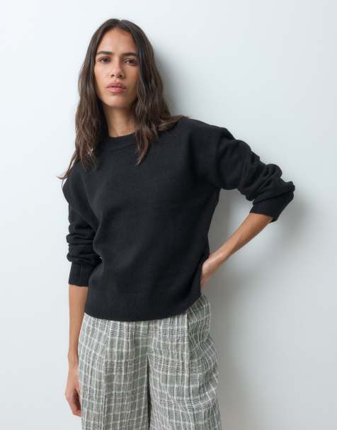 New Look sweter z okrągłym dekoltem w czarnym kolorze - view 1