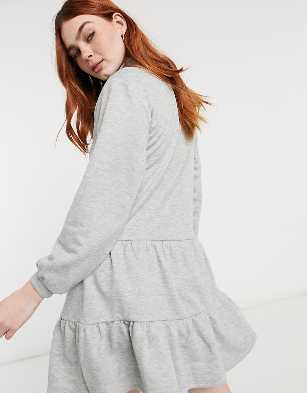 Najwyżej Oceniane New Look – Szara sukienka dresowa mini o warstwowym kroju z suwakiem Szary