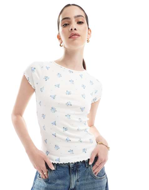 New Look - T-shirt à petites fleurs et bordures surfilées - Blanc - view 1