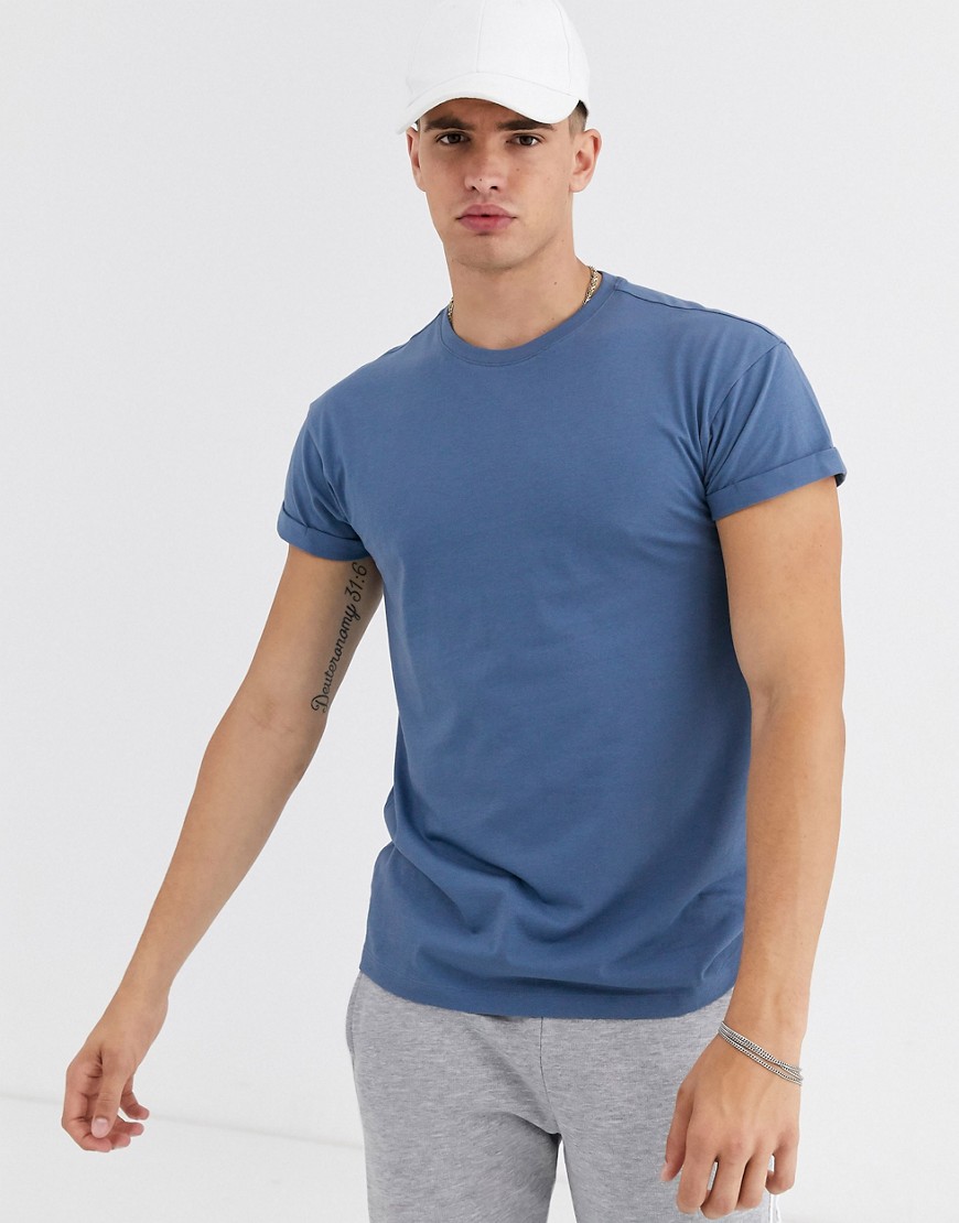New Look - T-shirt con maniche con risvolto blu crepuscolare