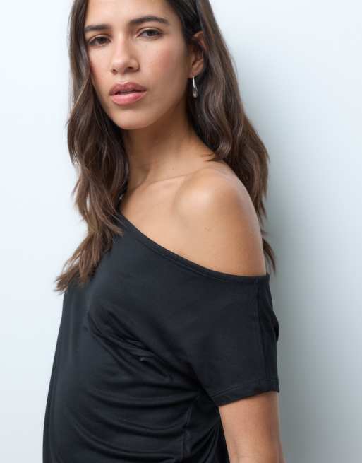 New Look T-shirt con spalle scoperte nera, 3 di 4