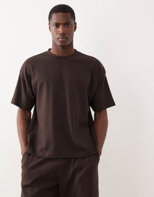 New Look - T-shirt d'ensemble oversize coupe carrée - Marron