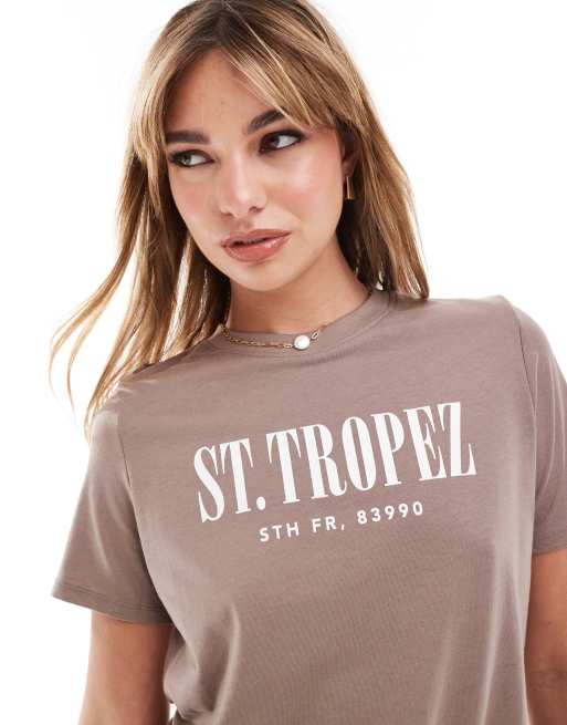 New Look – T-Shirt in Taupe mit „St. Tropez“-Print