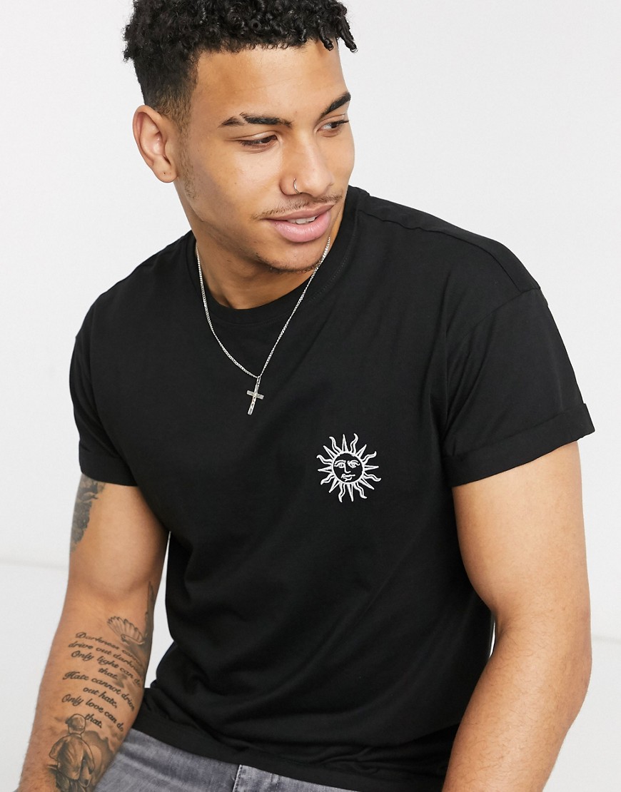 New Look - T-shirt met geborduurde zon op de borst in zwart