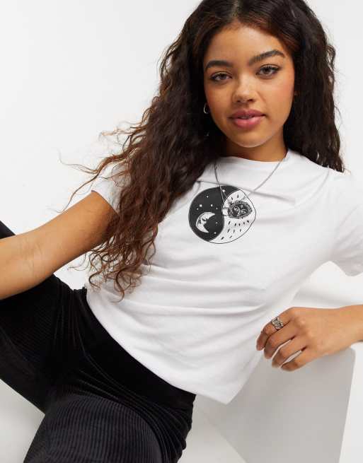 New Look - T-shirt met ruimtelijke ying-yang in wit