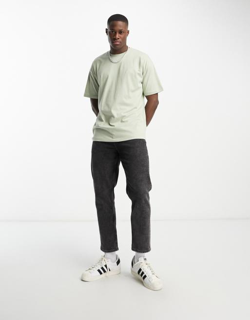 New Look - T-shirt oversize à broderies ondoyantes - Vert clair, 4 de 4