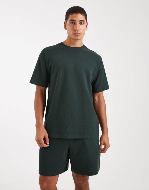 New Look - Coordinato verde scuro con T-shirt oversize a nido d'ape e pantaloncini, 3 di 3