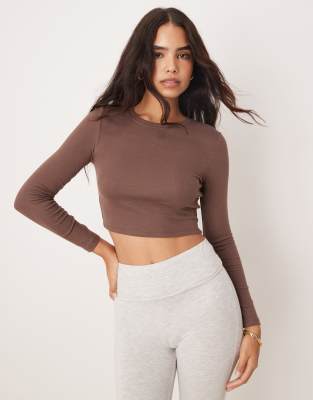 New Look - T-shirt ras de cou à manches longues - Marron - view 1