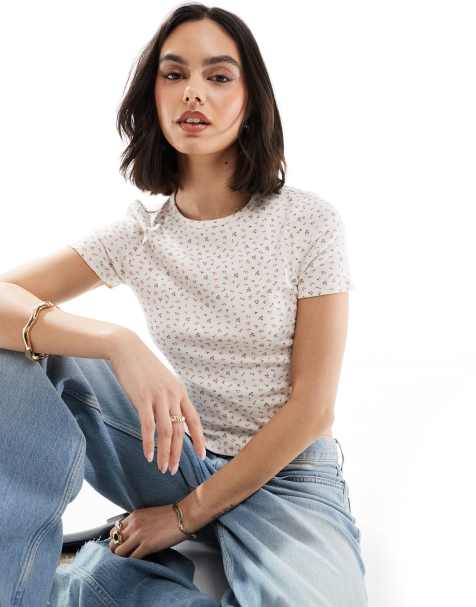 New Look - T-shirt ristretta crema a fiori - view 1