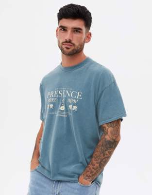 New Look t-shirt with presence print washed blue